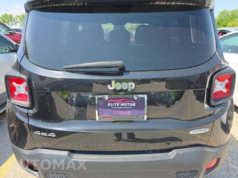 2017 Jeep Renegade Latitude – miniatura 14