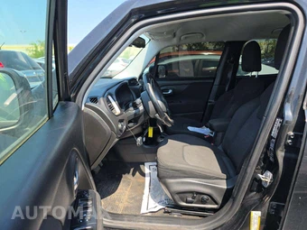 2017 Jeep Renegade Latitude – miniatura 6