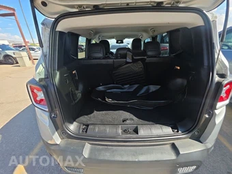 2017 Jeep Renegade Limited – miniatura 16