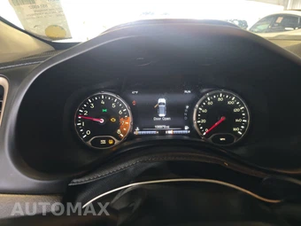2017 Jeep Renegade Limited – miniatura 12