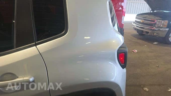 2017 Jeep Renegade Limited – miniatura 29
