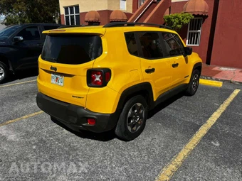 2017 Jeep Renegade Sport - miniatura 4