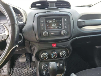 2017 Jeep Renegade Trailhawk - miniatura 10