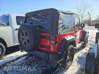 2017 Jeep Wrangler Freedom Edition - miniatura 3