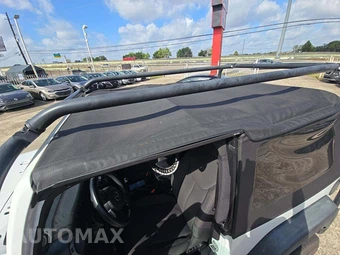 2017 Jeep Wrangler Sport - miniatura 8