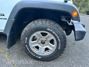 2017 Jeep Wrangler Sport - miniatura 15