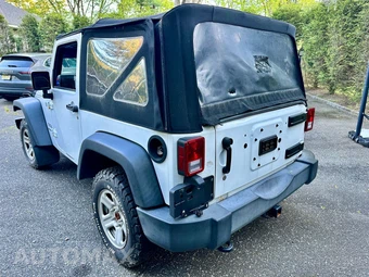 2017 Jeep Wrangler Sport - miniatura 6