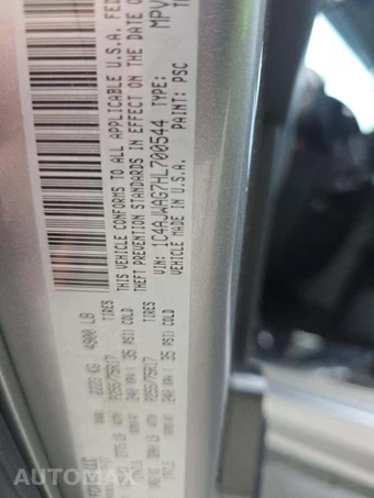 2017 Jeep Wrangler Sport - miniatura 2