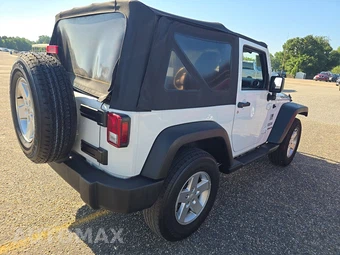 2017 Jeep Wrangler Sport - miniatura 4