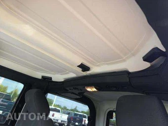 2017 Jeep Wrangler Sport - miniatura 11