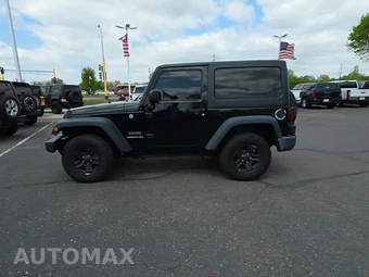 2017 Jeep Wrangler Sport - miniatura 2