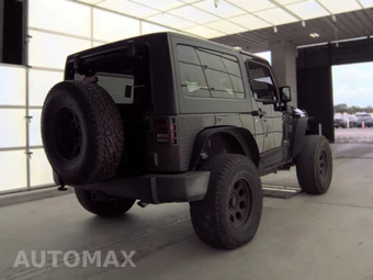 2017 Jeep Wrangler Sport - miniatura 4