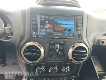 2017 Jeep Wrangler Unlimited 75th Anniversary Edition - miniatura 11
