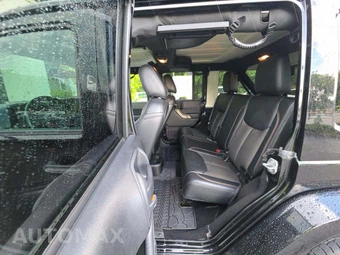 2017 Jeep Wrangler Unlimited 75th Anniversary Edition - miniatura 13