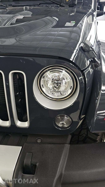 2017 Jeep Wrangler Unlimited Chief Edition - miniatura 25