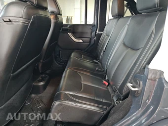 2017 Jeep Wrangler Unlimited Chief Edition - miniatura 13