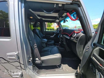 2017 Jeep Wrangler Unlimited Hard Rock Edition - miniatura 18