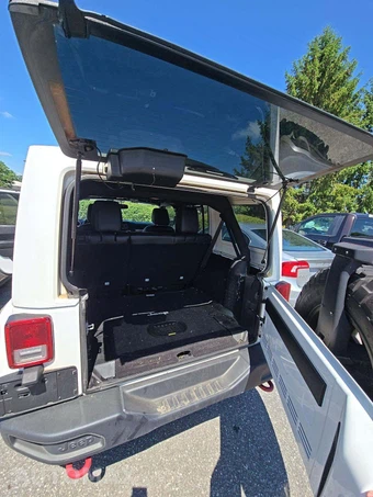 2017 Jeep Wrangler Unlimited Hard Rock Edition - miniatura 14