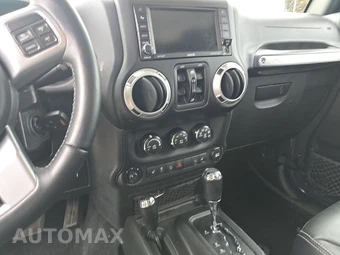 2017 Jeep Wrangler Unlimited Hard Rock Edition - miniatura 11