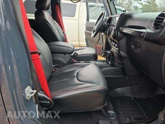 2017 Jeep Wrangler Unlimited Recon Edition - miniatura 18