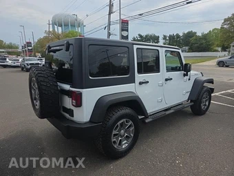 2017 Jeep Wrangler Unlimited Rubicon - miniatura 4