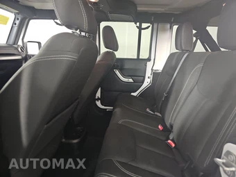 2017 Jeep Wrangler Unlimited Sahara - miniatura 13