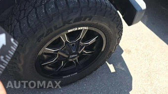 2017 Jeep Wrangler Unlimited Sahara - miniatura 28