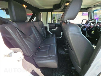 2017 Jeep Wrangler Unlimited Sahara - miniatura 16