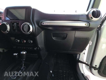 2017 Jeep Wrangler Unlimited Sahara - miniatura 19