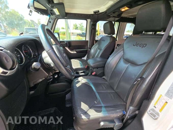 2017 Jeep Wrangler Unlimited Sahara - miniatura 6