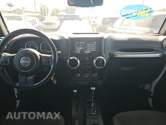 2017 Jeep Wrangler Unlimited Sahara - miniatura 11