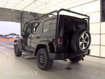 2017 Jeep Wrangler Unlimited Sahara - miniatura 6