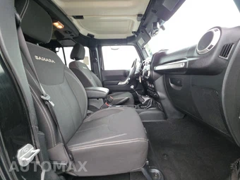 2017 Jeep Wrangler Unlimited Sahara - miniatura 8