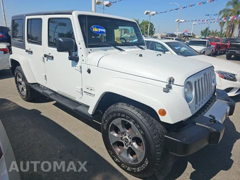 2017 Jeep Wrangler Unlimited Sahara - miniatura 3