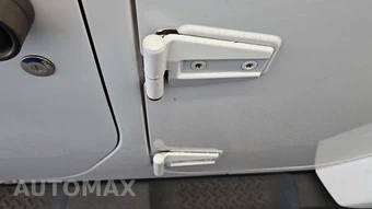 2017 Jeep Wrangler Unlimited Sahara - miniatura 44