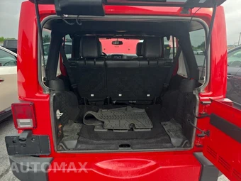 2017 Jeep Wrangler Unlimited Sahara - miniatura 13