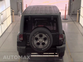 2017 Jeep Wrangler Unlimited Sahara - miniatura 5