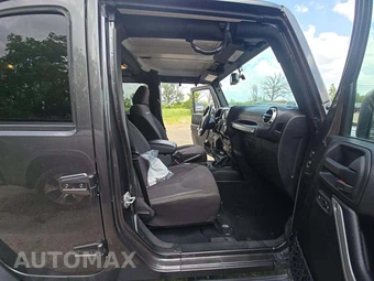 2017 Jeep Wrangler Unlimited Sahara - miniatura 18