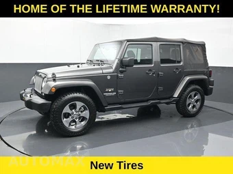 2017 Jeep Wrangler Unlimited Sahara - miniatura 2