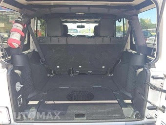 2017 Jeep Wrangler Unlimited Sahara - miniatura 11