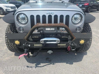 2017 Jeep Wrangler Unlimited Sahara - miniatura 18