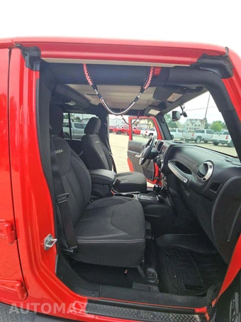 2017 Jeep Wrangler Unlimited Sahara - miniatura 15