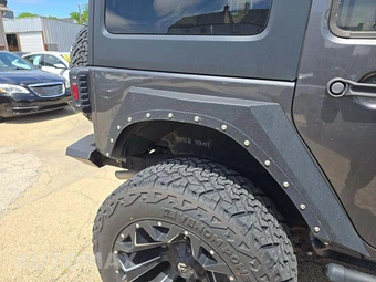 2017 Jeep Wrangler Unlimited Sahara - miniatura 24