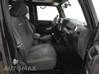 2017 Jeep Wrangler Unlimited Sahara - miniatura 8
