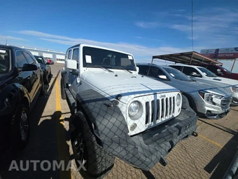 2017 Jeep Wrangler Unlimited Sahara - miniatura 2