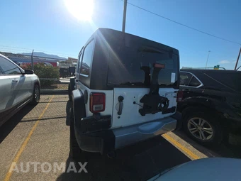 2017 Jeep Wrangler Unlimited Sahara - miniatura 5