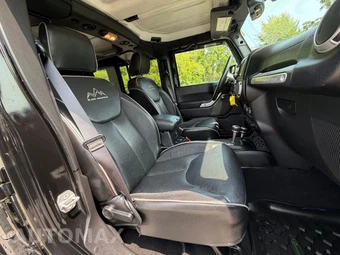 2017 Jeep Wrangler Unlimited Sahara - miniatura 15