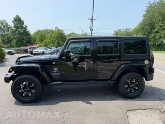 2017 Jeep Wrangler Unlimited Sahara - miniatura 8