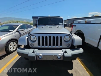 2017 Jeep Wrangler Unlimited Sahara - miniatura 2