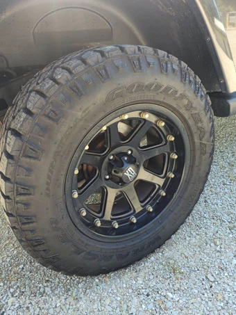 2017 Jeep Wrangler Unlimited Sahara - miniatura 17